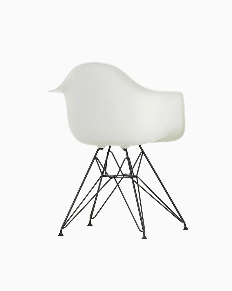 Eames-Armchair-DAR_3.webp